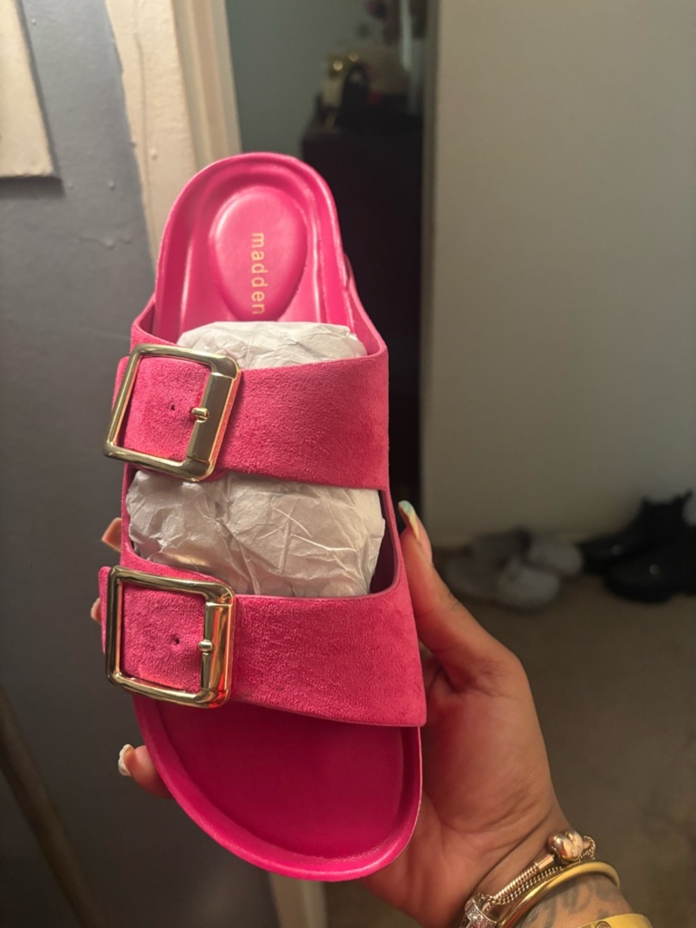 Madden Girl Pink Shoe Box with Branding - Picture 2 of 5